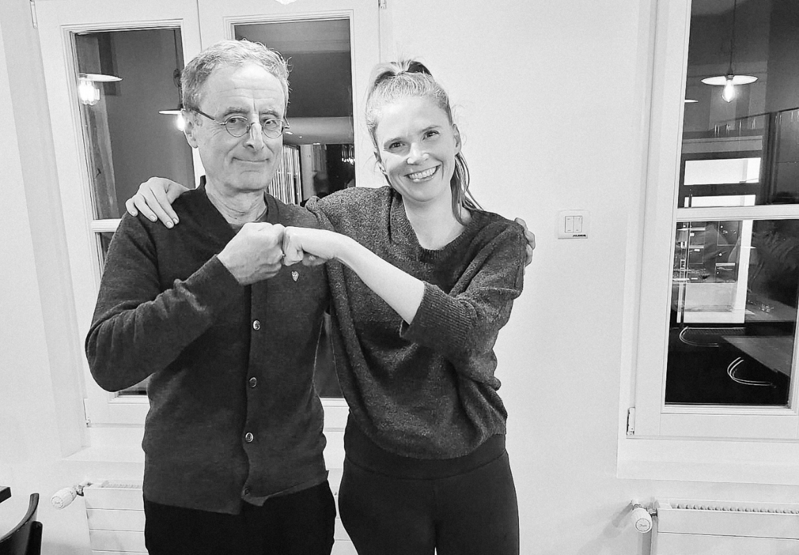 Rebecca-Francois-fistbump