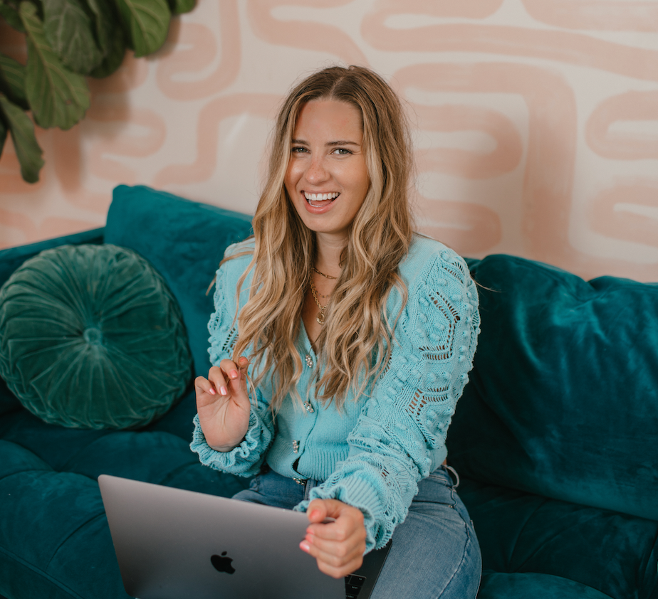 Phoebe Sherman of Girl Gang Craft